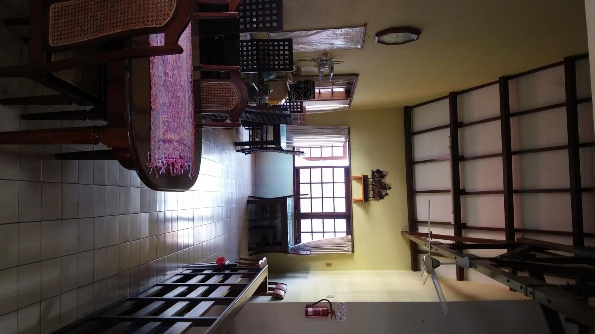Peye Guesthouse Malang Exterior photo